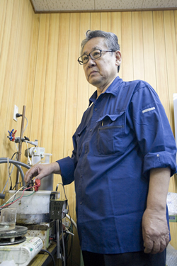電化皮膜工業株式会社 代表取締役  秋本 恭伸：写真